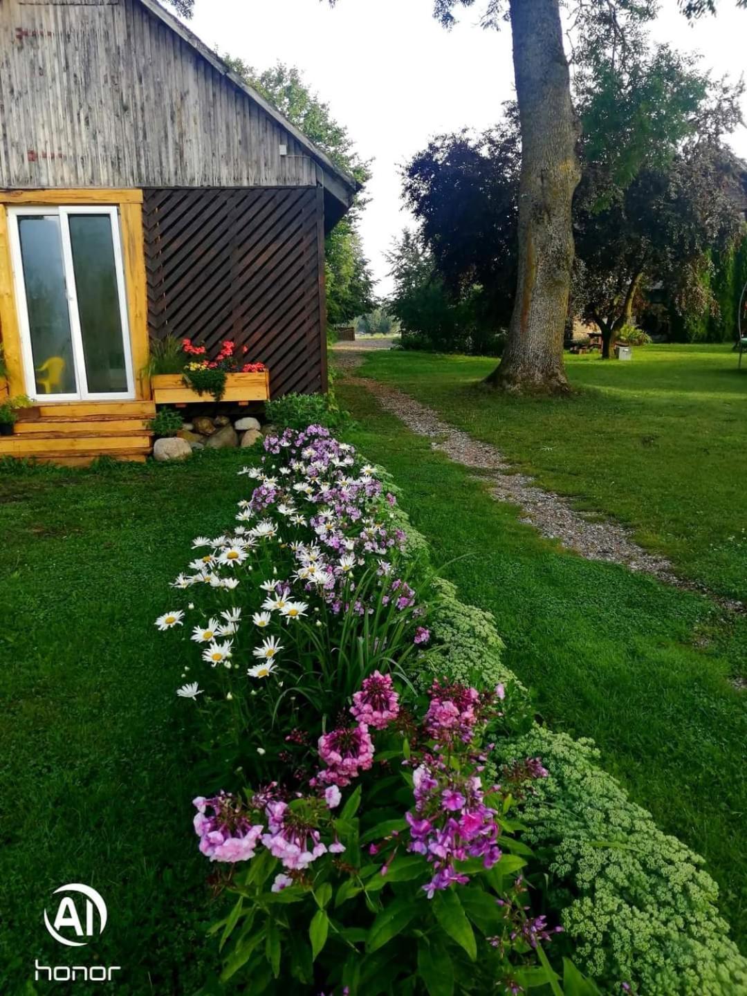 Viesu Nams “Bauli” Hotel Ventspils Buitenkant foto